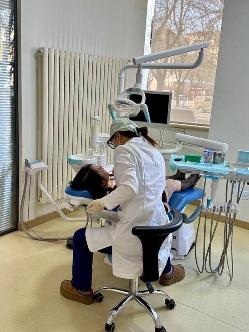 专精医生团队：呵护孩子口腔健康