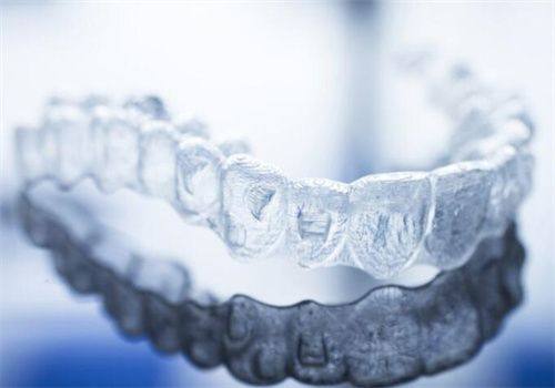 矫正方式与费用差异