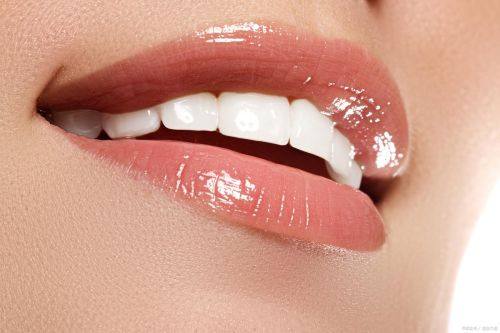 不同材质贴面的利弊差异