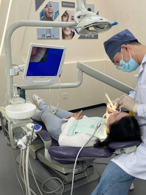 洗牙后牙会酸吗